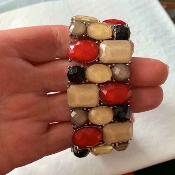 Bracelets/4 each different - Picture 8 of 10